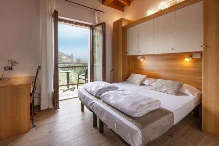 Hotel Rabay Бренцоне-суль-Гарда Екстер'єр фото